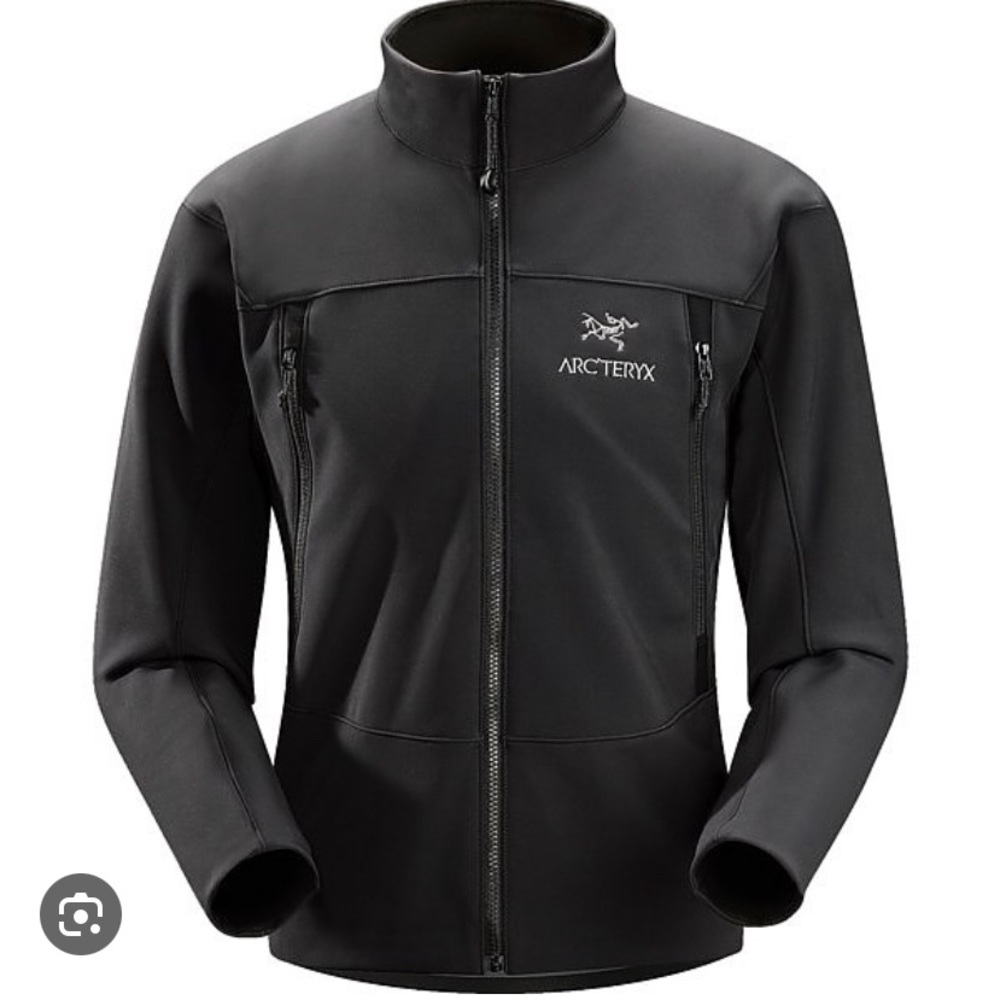 Vintage Gamma Arc’teryx Women’s soft shell Jacket, polar fleece lining, Small